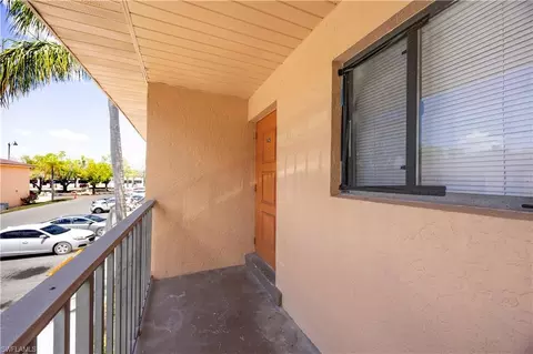 2700 Park Windsor Dr #714, Fort Myers, FL 33901