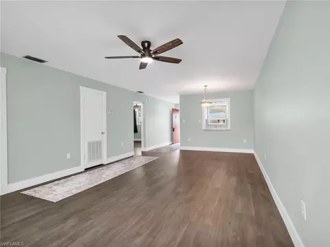 300 Valley Stream Dr #8A, Naples, FL 34113 photo 14
