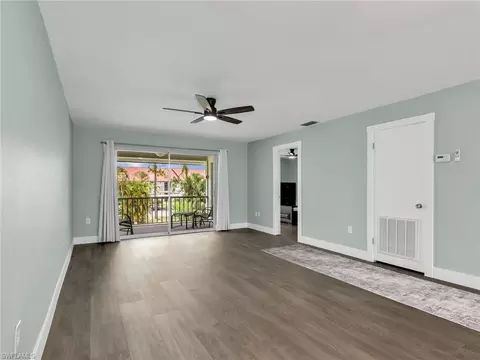 300 Valley Stream Dr #8A, Naples, FL 34113 photo 16