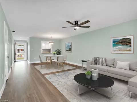 300 Valley Stream Dr #8A, Naples, FL 34113 photo 3