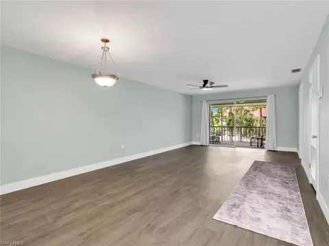 300 Valley Stream Dr #8A, Naples, FL 34113 photo 6
