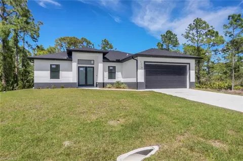 746 Colyer St E, Lehigh Acres, FL 33974