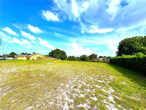 1371 Granada Blvd, Naples, FL 34103 photo 7