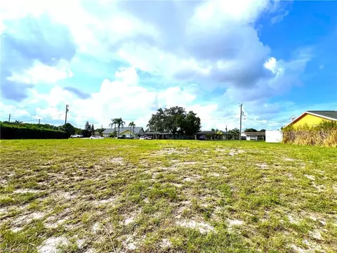 1371 Granada Blvd, Naples, FL 34103 photo 8