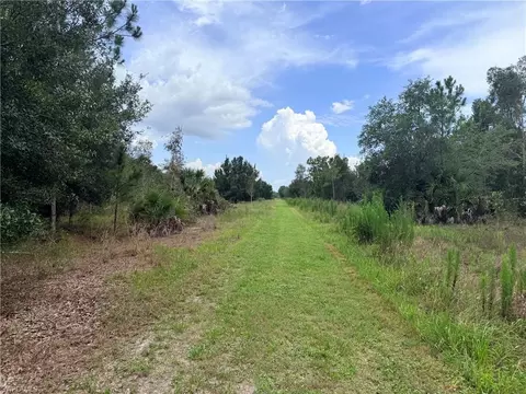 920 Sanctuary Rd W, Naples, FL 34120 photo 2