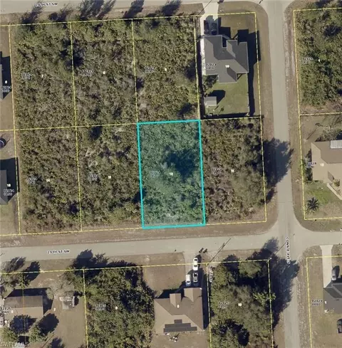 2602 29th St SW, Lehigh Acres, FL 33976