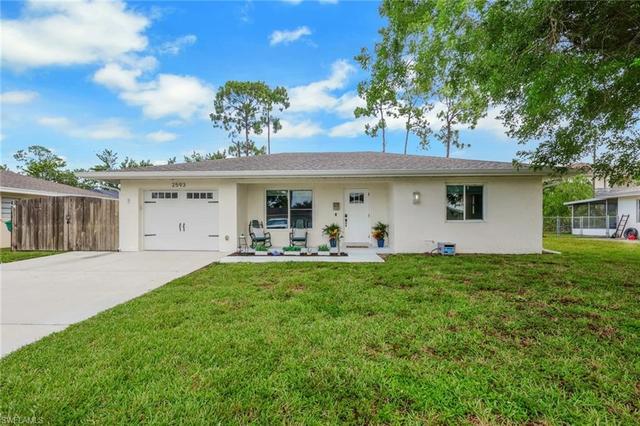 2593 Poinciana St, Naples, FL 34105