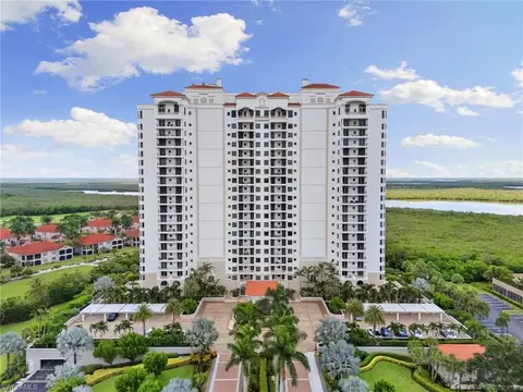 1060 Borghese Ln #902, Naples, FL 34114