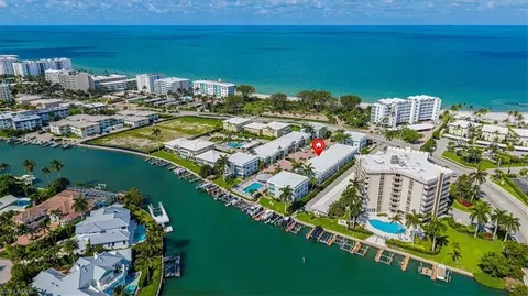 2100 Gulf Shore Blvd N #111, Naples, FL 34102