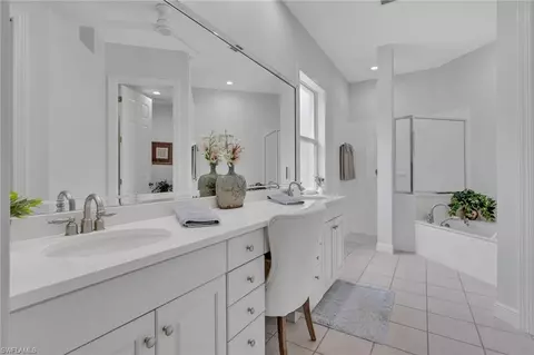 Bath - 516 Eagle Creek Dr, Naples, FL 34113 photo 3 of 5