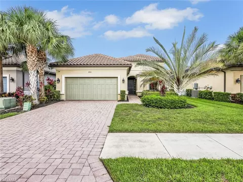 8451 Palacio Ter W, Naples, FL 34114