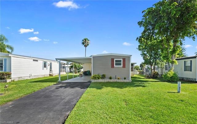 455 Cape Florida Way, Naples, FL 34104