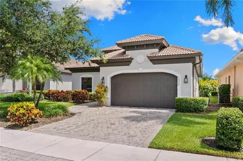 1406 Serrano Cir, Naples, FL 34105 photo 2