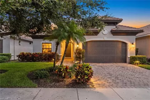 1406 Serrano Cir, Naples, FL 34105 photo 1