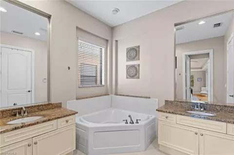 1406 Serrano Cir, Naples, FL 34105 photo 24