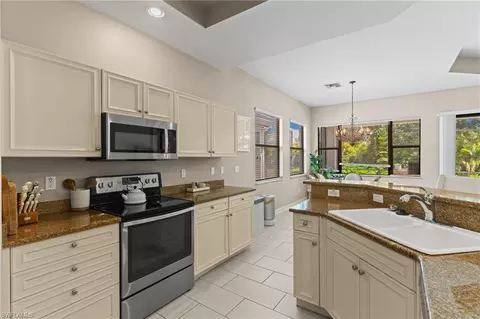 1406 Serrano Cir, Naples, FL 34105 photo 13