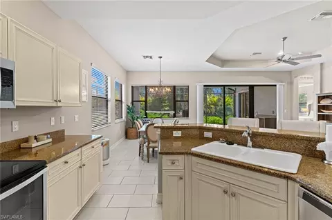 1406 Serrano Cir, Naples, FL 34105 photo 12