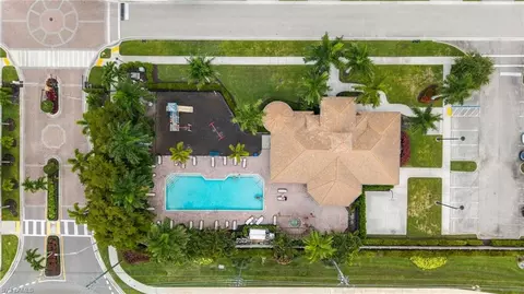 1406 Serrano Cir, Naples, FL 34105 photo 37