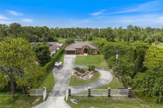 4085 16th Ave NE, Naples, FL 34120