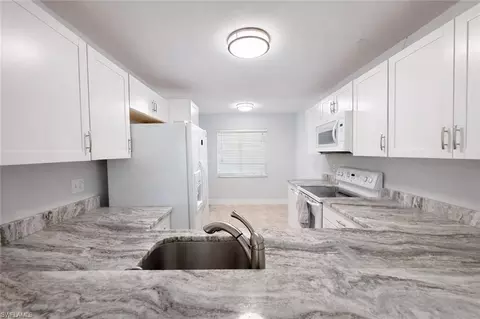 534 Augusta Blvd #E104, Naples, FL 34113 photo 2