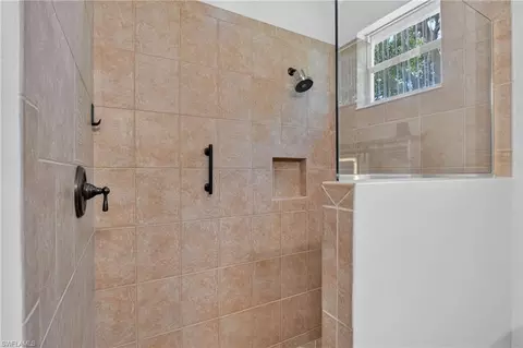 Bath - 6062 Divot Ct, Naples, FL 34113 photo 3 of 3
