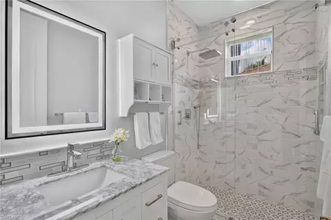 Bath - 6062 Divot Ct, Naples, FL 34113 photo 1 of 3