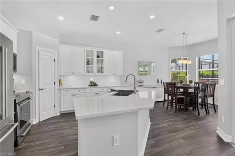 Kitchen - 6062 Divot Ct, Naples, FL 34113 photo 1 of 4