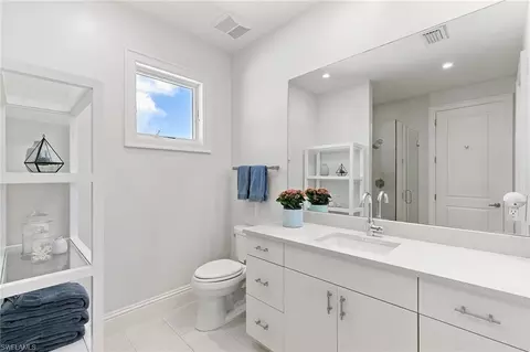 Bath - 357 Egret Ave, Naples, FL 34108 photo 2 of 3