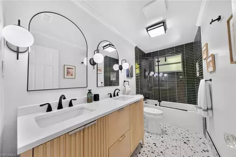 Bath - 59 Wickliffe Dr, Naples, FL 34110 photo 6 of 8