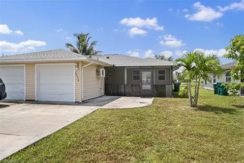 10274 Kingdom Ct, Naples, FL 34114
