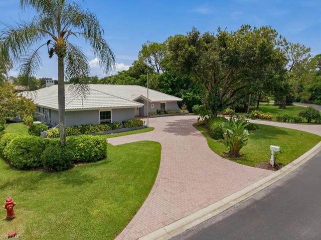740 Bald Eagle Dr #40, Naples, FL 34105