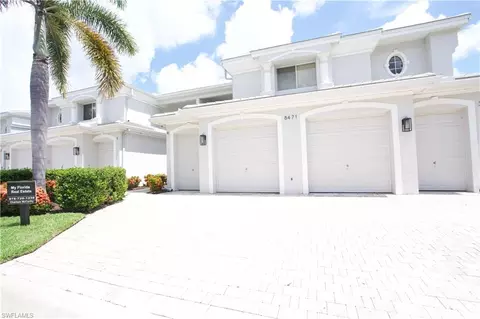 8471 Southbridge Dr #4, Fort Myers, FL 33967