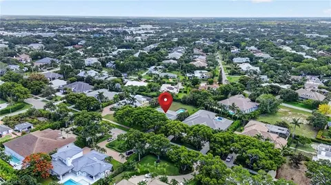 View/Area - 1608 Crayton Rd, Naples, FL 34102 photo 5 of 18