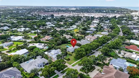 View/Area - 1608 Crayton Rd, Naples, FL 34102 photo 13 of 18