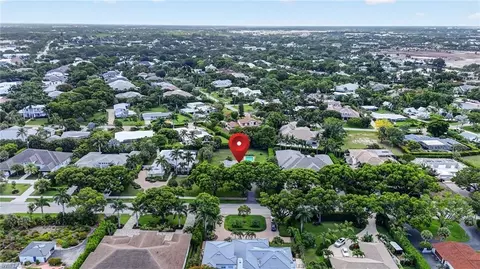 View/Area - 1608 Crayton Rd, Naples, FL 34102 photo 4 of 18