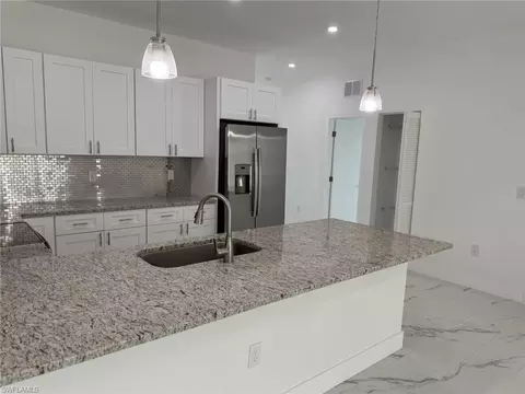 3969-3971 Sunset Rd, Lehigh Acres, FL 33971