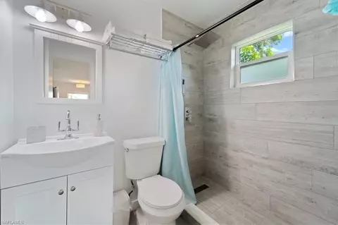 Bath - 3365 Estey Ave, Naples, FL 34104 photo 1 of 2