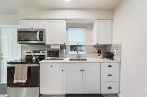 Kitchen - 3365 Estey Ave, Naples, FL 34104 photo 6 of 6