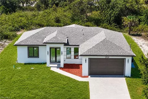 2606 63rd St W, Lehigh Acres, FL 33971