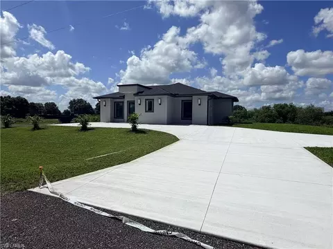 7655 7th Pl, Labelle, FL 33935 photo 3