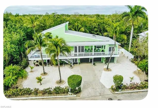 5690 Marimin Dr, Bonita Springs, FL 34134