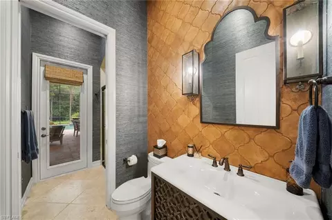 Bath - 6477 Costa Cir, Naples, FL 34113 photo 7 of 8