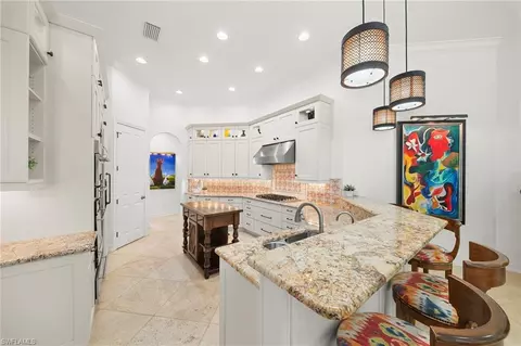Kitchen - 6477 Costa Cir, Naples, FL 34113 photo 3 of 5