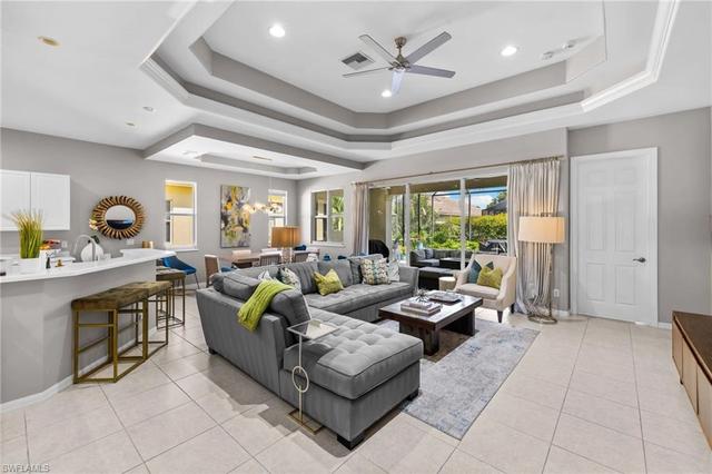 4208 Hampton Ln, Naples, FL 34119