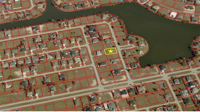 820 NW 19th Pl, Cape Coral, FL 33993