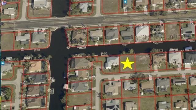 427 SW 40th Ter, Cape Coral, FL 33914