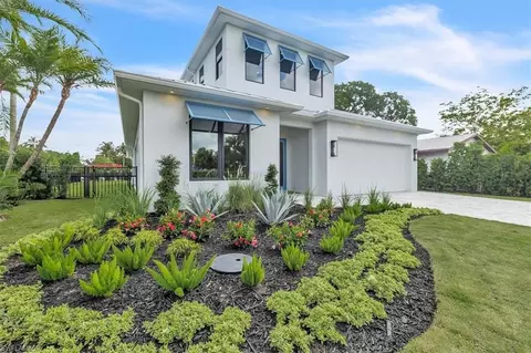 1009 29th Ave N, Naples, FL 34103 photo 3