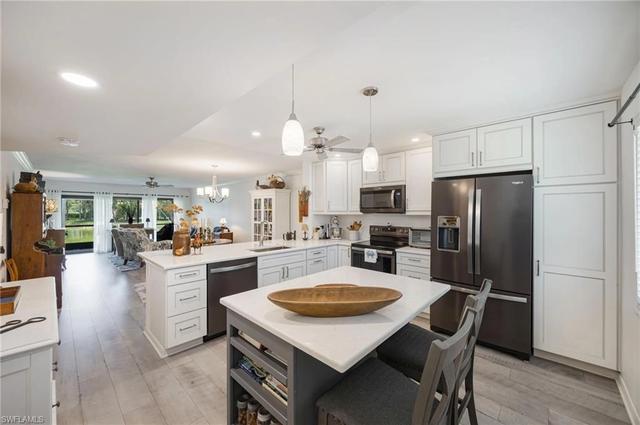 5724 Deauville Cir #H107, Naples, FL 34112