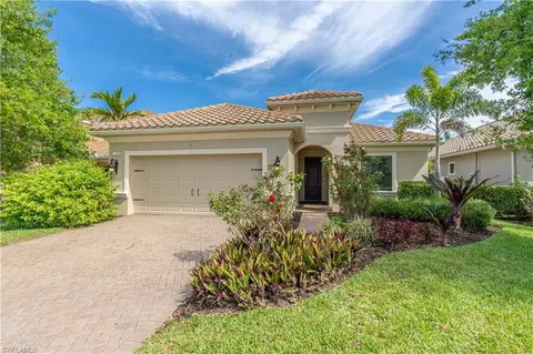 3549 Canopy Cir, Naples, FL 34120 photo 2