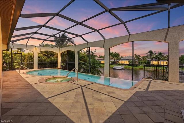 3266 Runaway Ln, Naples, FL 34114